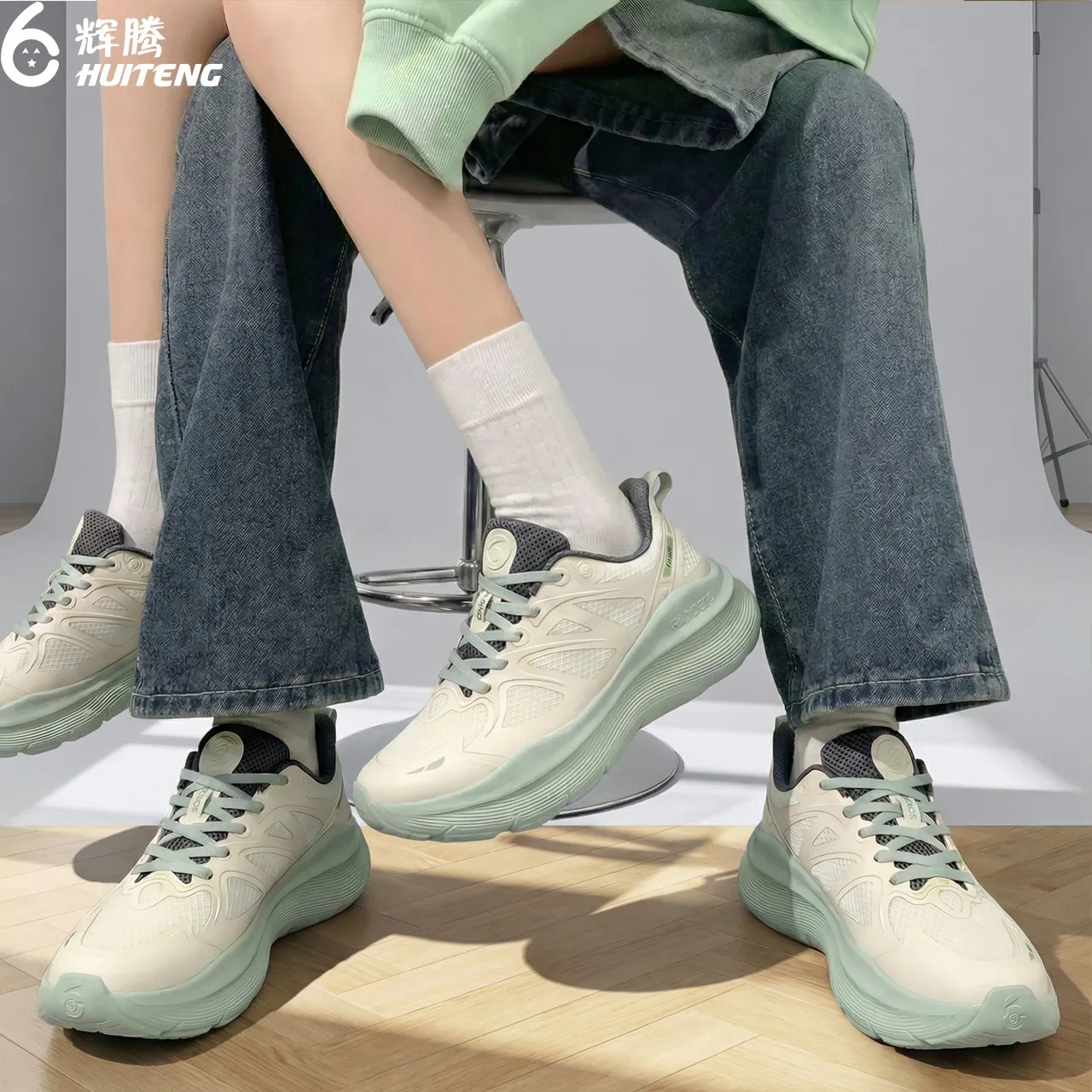 辉腾秋冬软弹网面透气减震慢跑鞋回弹防滑耐磨缓震运动鞋广场舞跑步鞋 抹茶绿 44