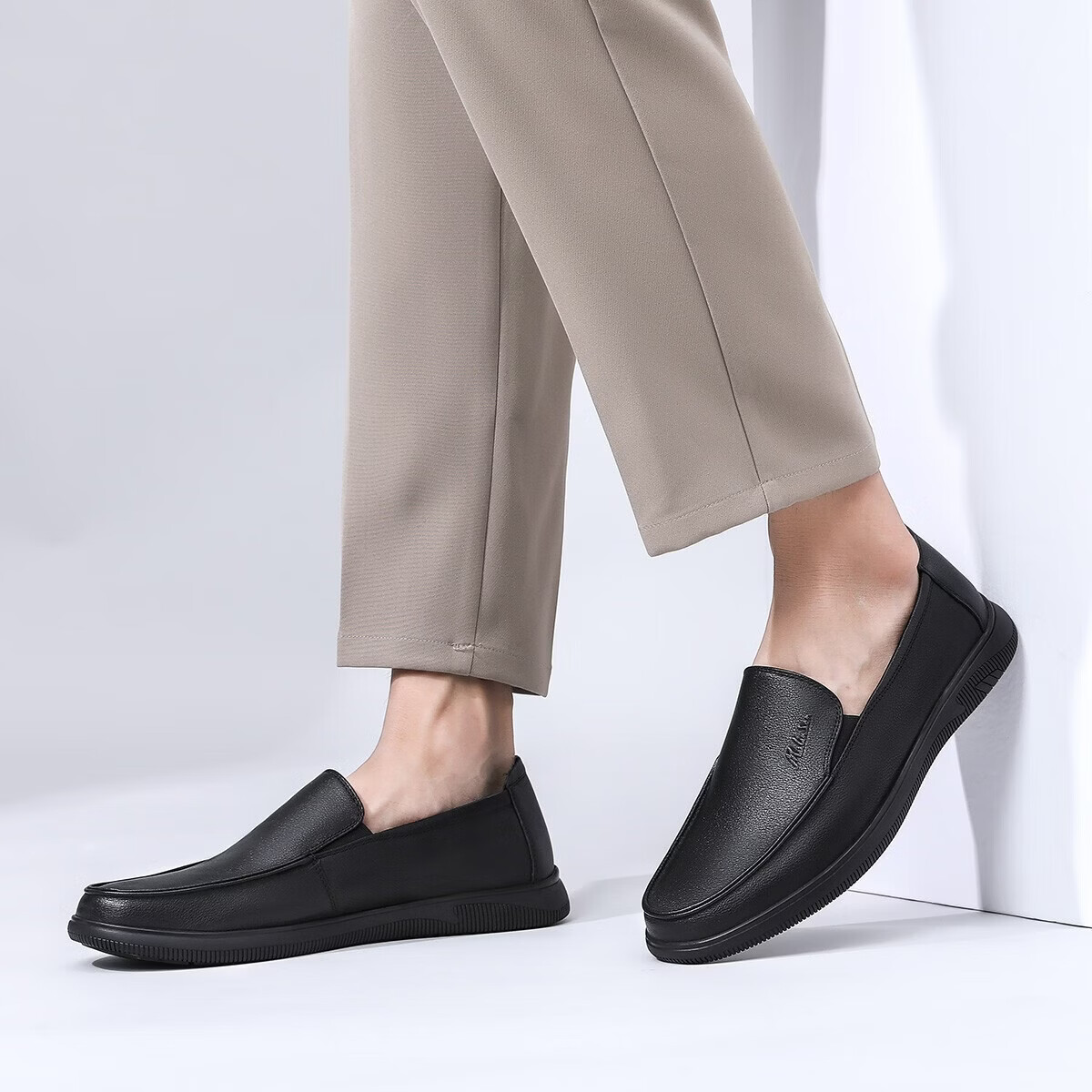 木林森真皮男鞋软底软面休闲皮鞋头层牛皮轻便商务皮鞋工作通勤鞋 黑色加绒 44