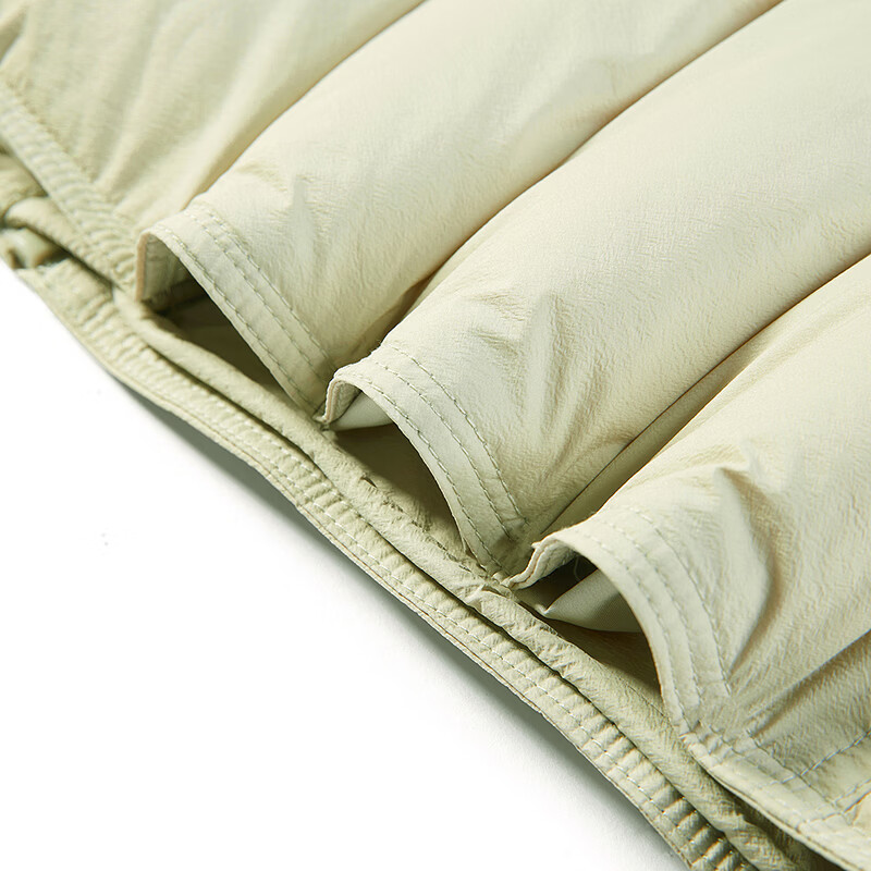 乐町【商场同款】乐町连帽轻柔羽绒服女25冬季新款oversize外套 冬梨绿（现货） S