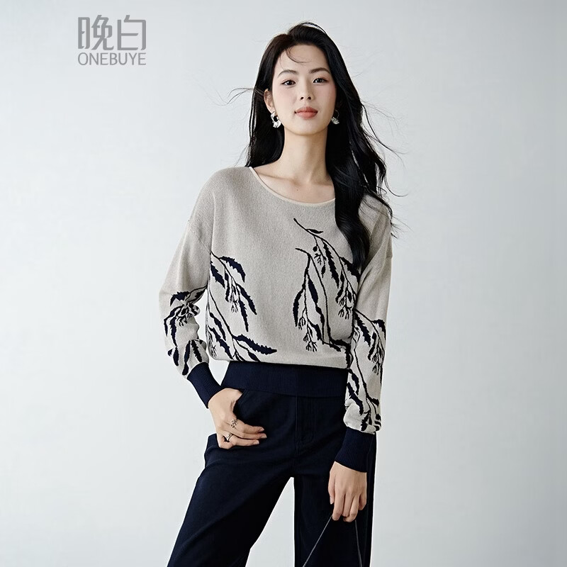 晚白【苹果型身材救星】2026春季时尚撞色显瘦毛衣软糯亲肤大码针织衫 米杏色 M