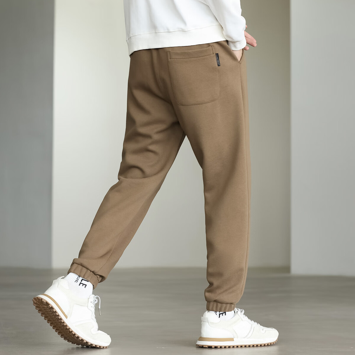 布衣传说微阔束脚裤松紧腰抽绳针织休闲裤卫裤男长裤男式休闲裤 卡其 XL