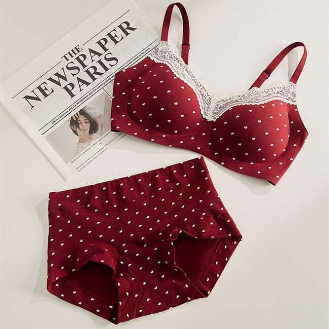 都市丽人蕾丝花边红色本命年内衣套装女士无痕文胸聚拢美背胸罩 2026年新款本命年红色女士内衣套装 M (建议75-90斤)