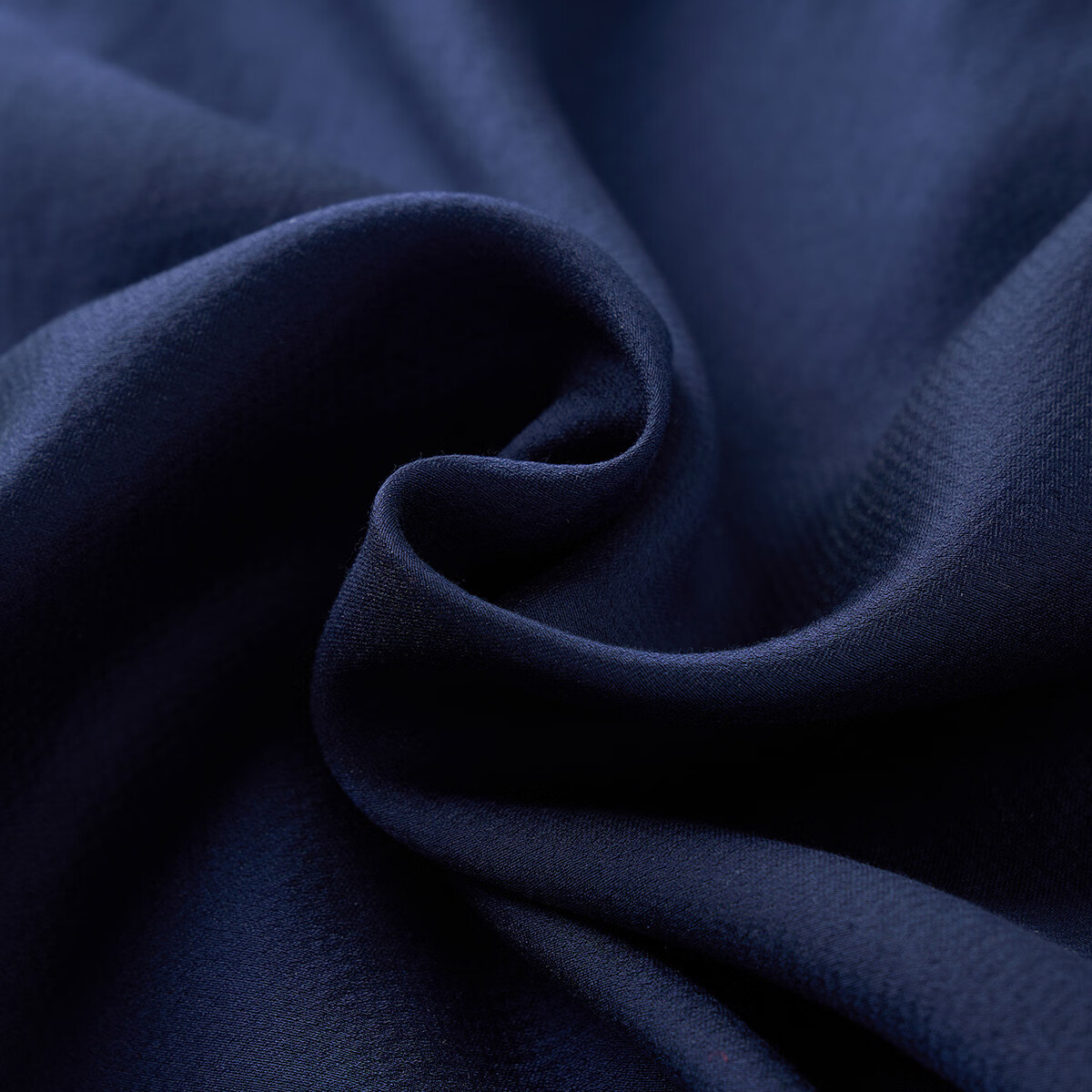 米思阳2026新款简约气质衬衫遮肉显瘦高级感小衫上衣女早秋 藏蓝色 2XL