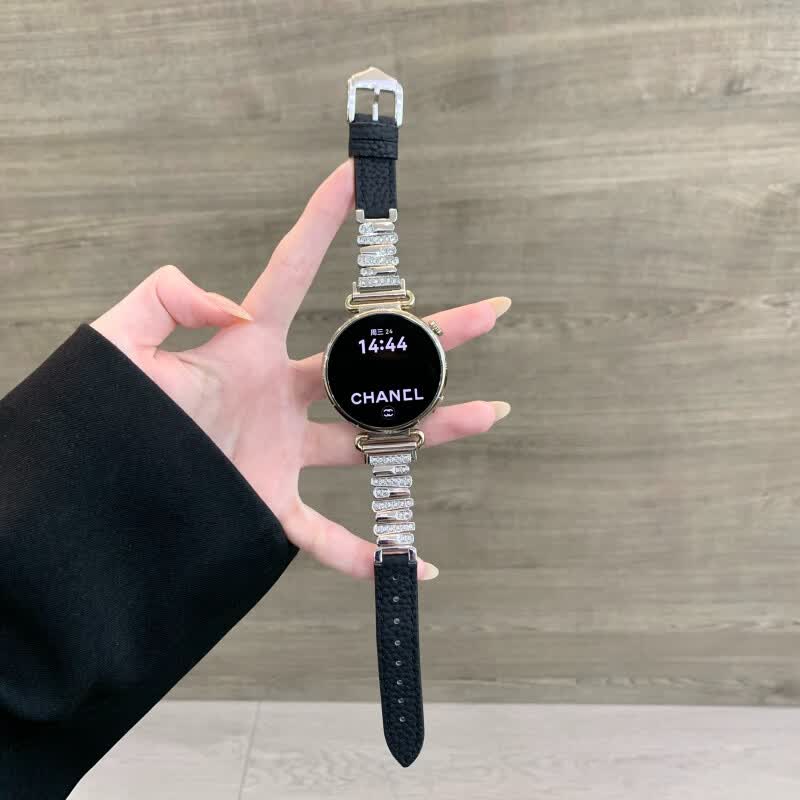 优伦诗【黑天鹅同款】适用华为手表GT6表带女款watch5镶钻gt5荔枝纹真皮gt4/gt5pro/gt3女士18mm金属腕带 【黑天鹅同款丨荔枝纹拼皮】黑色银扣 【41/42表盘】18mm接口通用