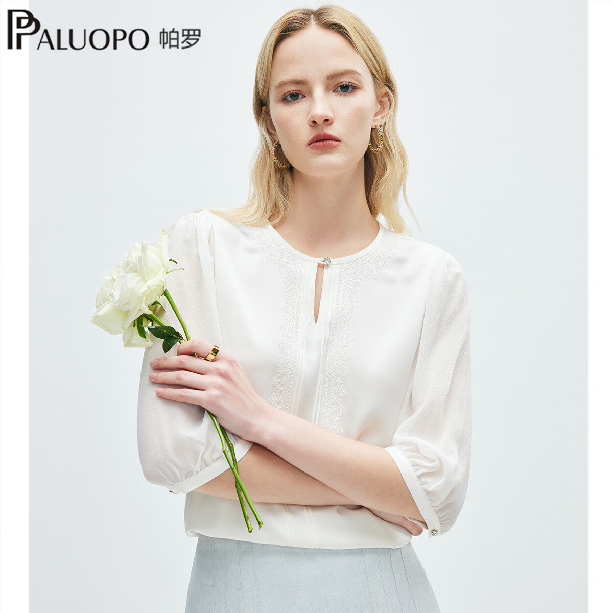 帕罗(PALUOPO)2026夏季新款简约设计感绣花宽松T恤女19姆米双乔真丝上衣 白色 M 160/84A