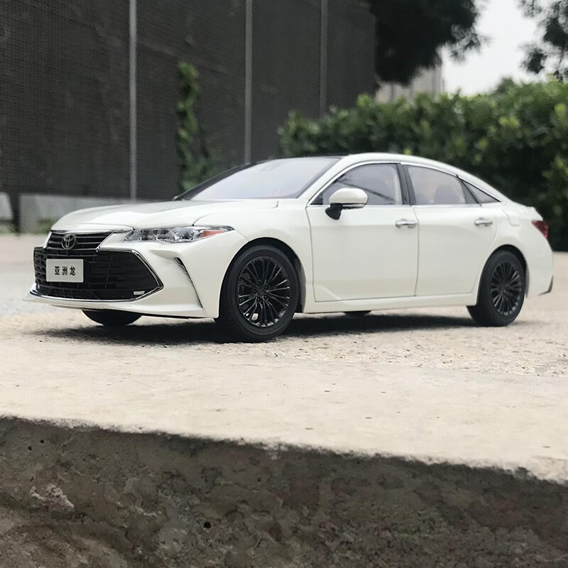 一汽丰田亚洲龙avalon模型 1:18仿真合金汽车模型 白色