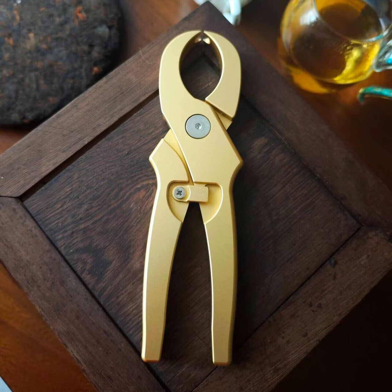 茶钳铝合金功夫茶具开茶钳子普洱茶开茶饼茶砖开口器自动回弹撬茶 新款金黄色茶钳【礼盒装】 金黄色