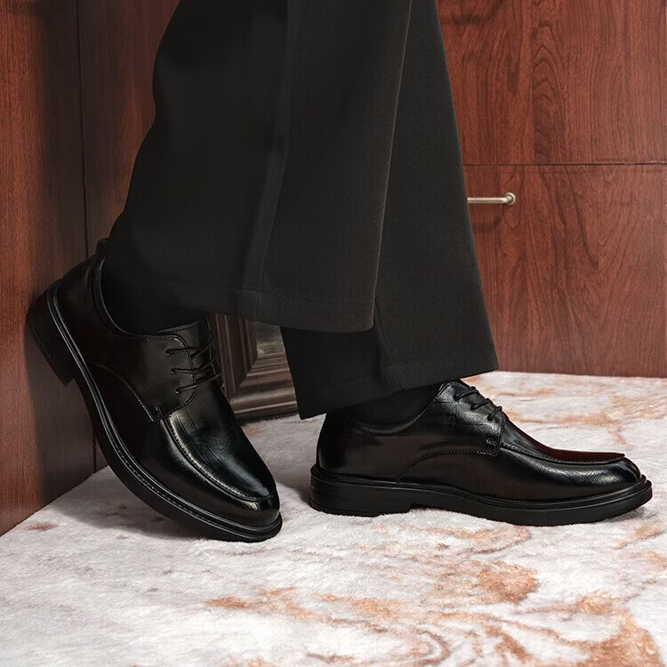 ����������ʿ������װ��ʪ͸��������ĥ������ţƤƤЬ ��ɫ����ţƤ 42