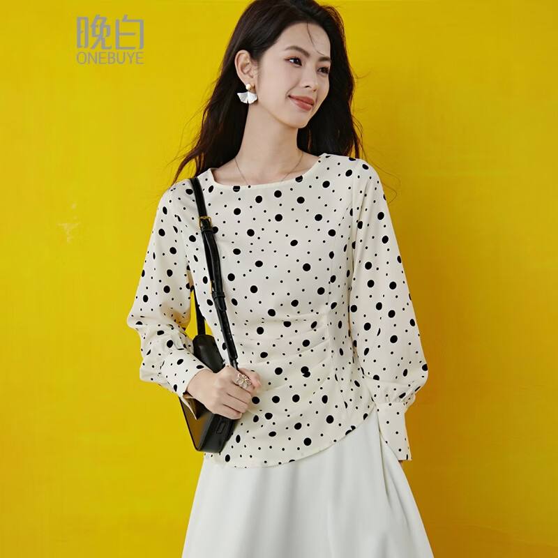 晚白2026年春款一字领法式波点上衣收腰遮肉气质通勤设计感压褶衬衫女 浅杏色 L