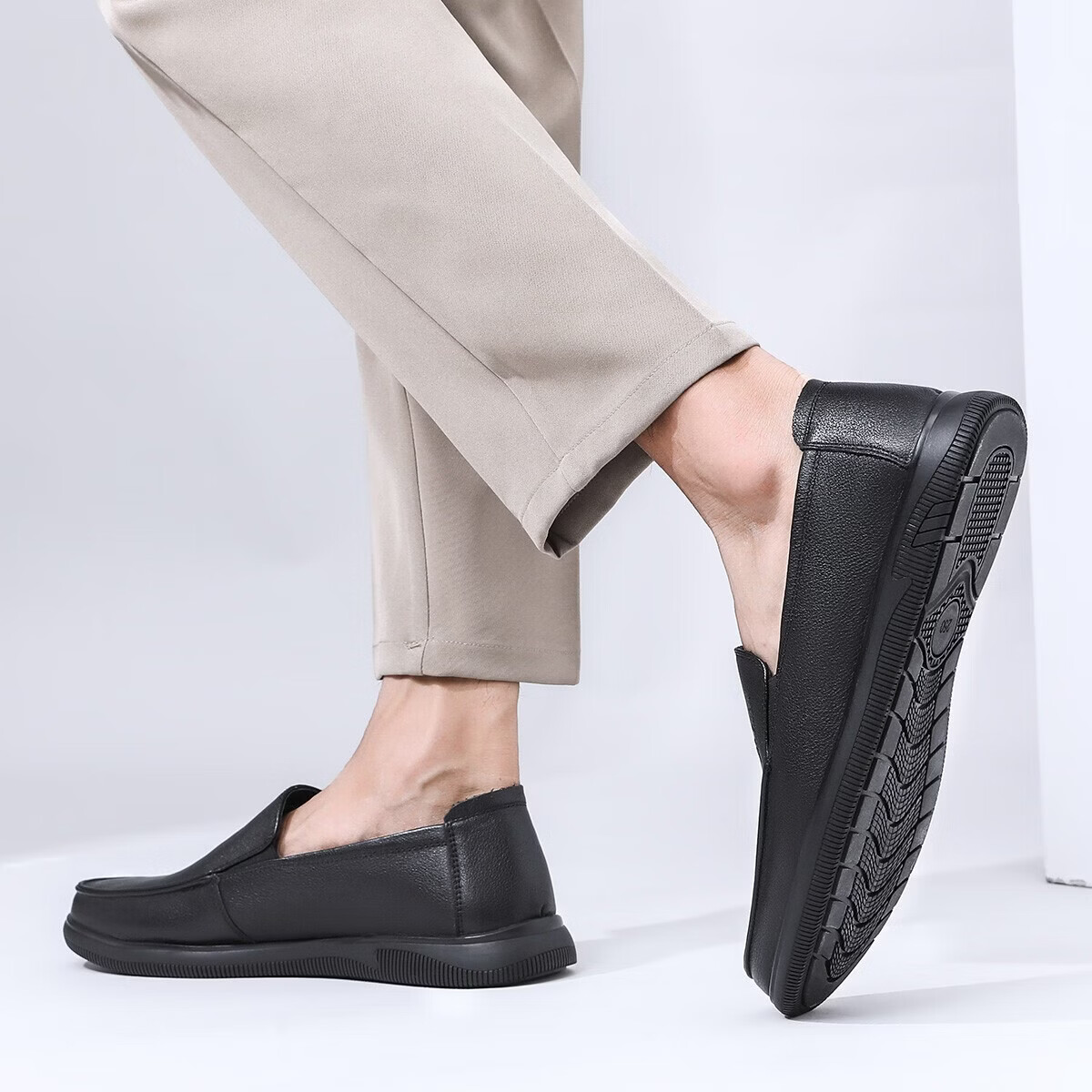 木林森真皮男鞋软底软面休闲皮鞋头层牛皮轻便商务皮鞋工作通勤鞋 黑色加绒 44