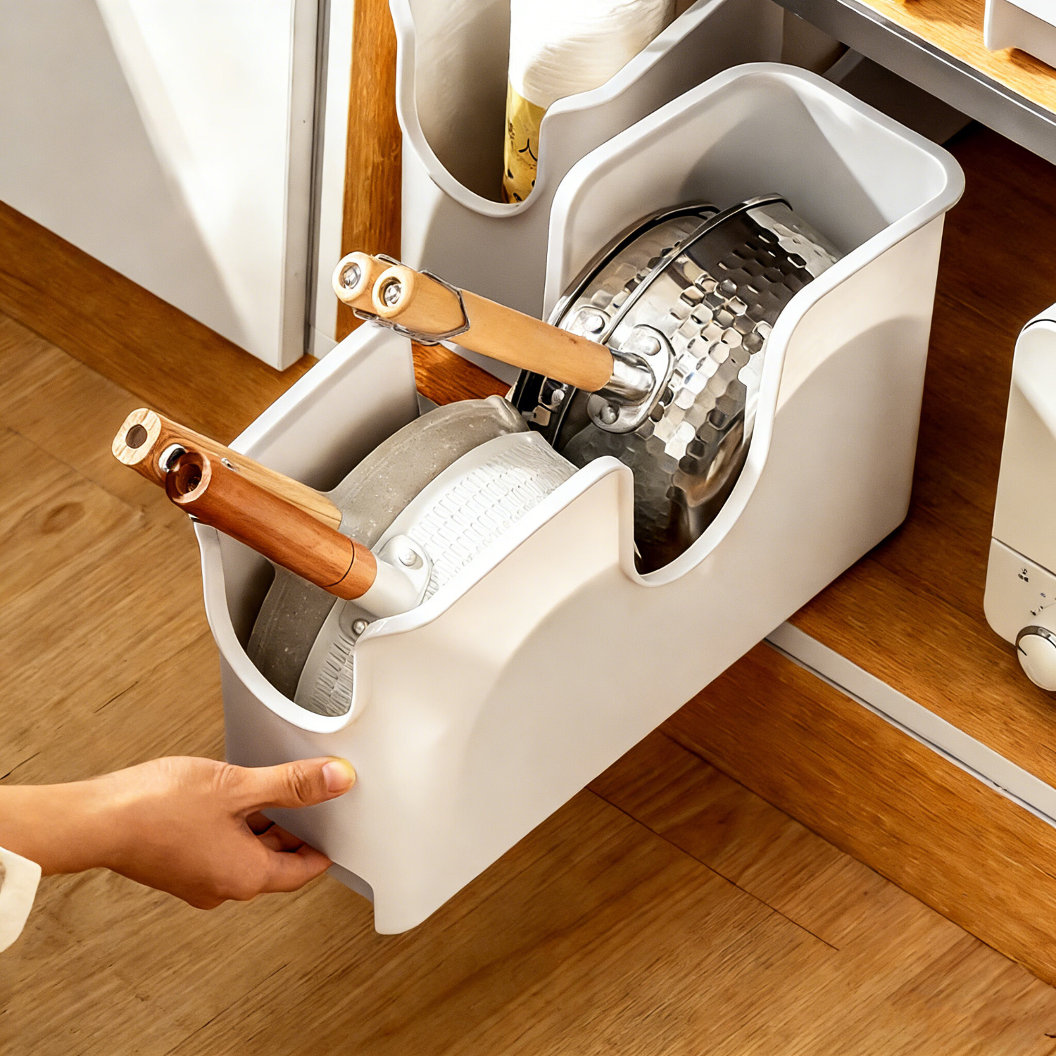 吱凡日本厨房锅具收纳盒带滚轮橱柜下水槽放锅盖调料瓶罐储物筐置物架 2个装【底部顺滑滚轮】