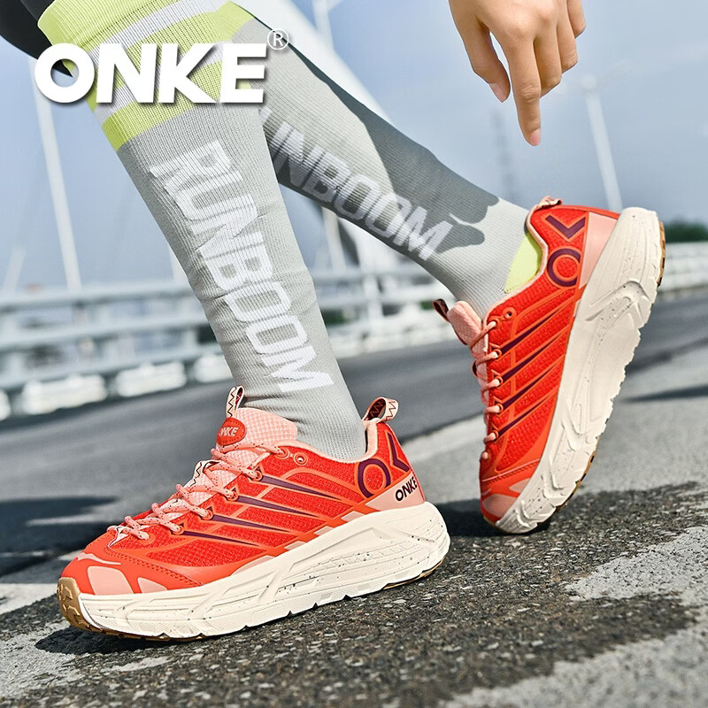 ONKE德国欧克男女款户外运动休闲鞋男鞋复古轻盈缓震情侣跑步鞋女鞋子 朱砂红 37