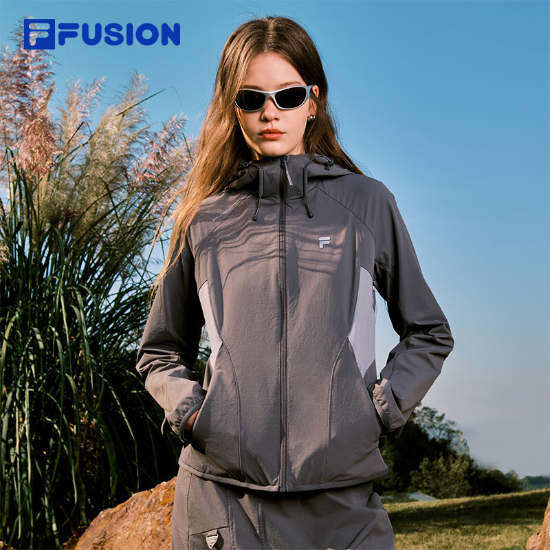 FILA FUSION斐乐官方潮牌梭织外套女2026春新款休闲拼色修身连帽上衣