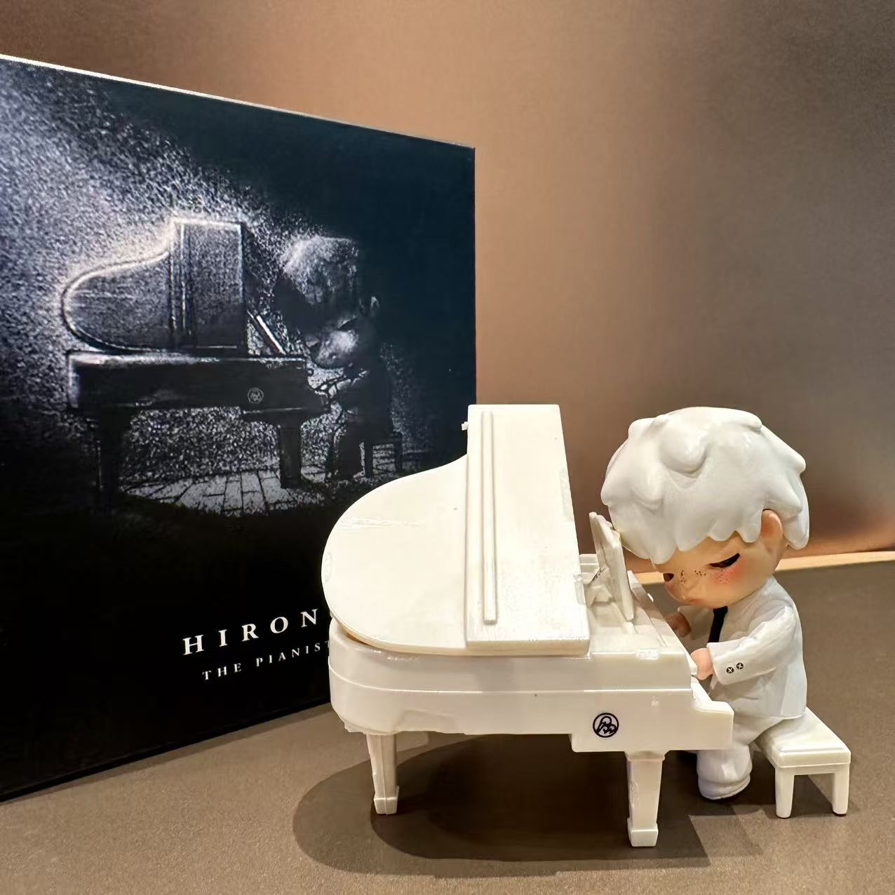 JAY钢琴师小野Hirono手办潮流桌面摆件玩具装饰男女朋友生日礼物 钢琴师黑+白共两只【顶配版】