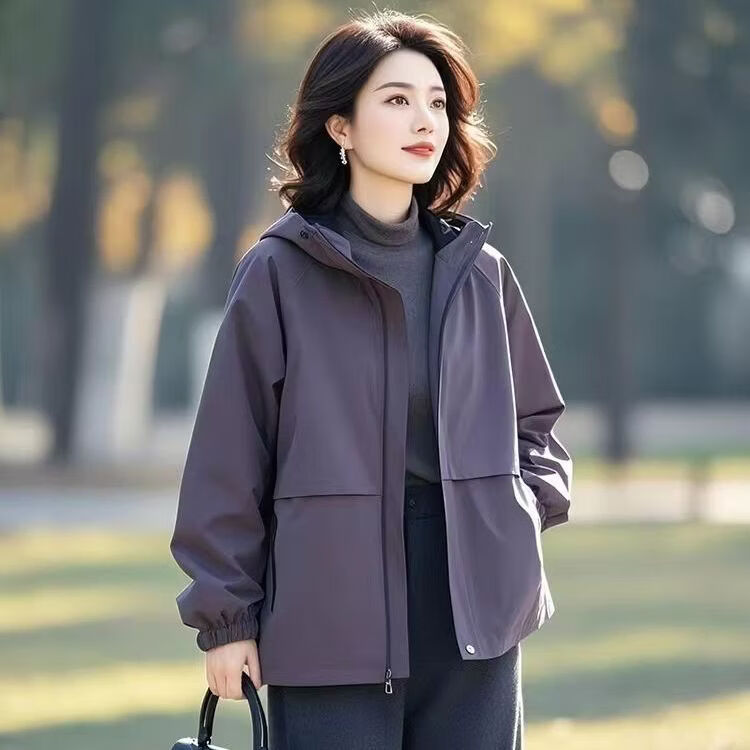 俞兆林妈妈春秋时尚休闲冲锋衣外套女2026春秋宽松遮肉百搭连帽夹克上衣 紫色(有里布)春秋款 2XL (建议130-145斤)