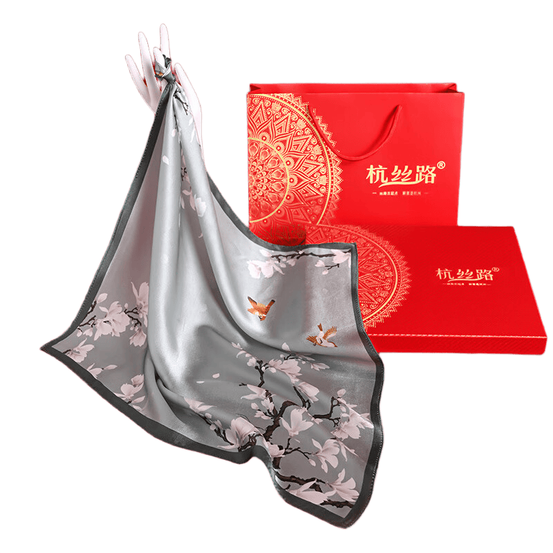 ���ڲ�������˿·��˿˿��������й��緽��ɣ��˿�ߵ���������ĸ�׽���Ůʿ���� 136Ԫ