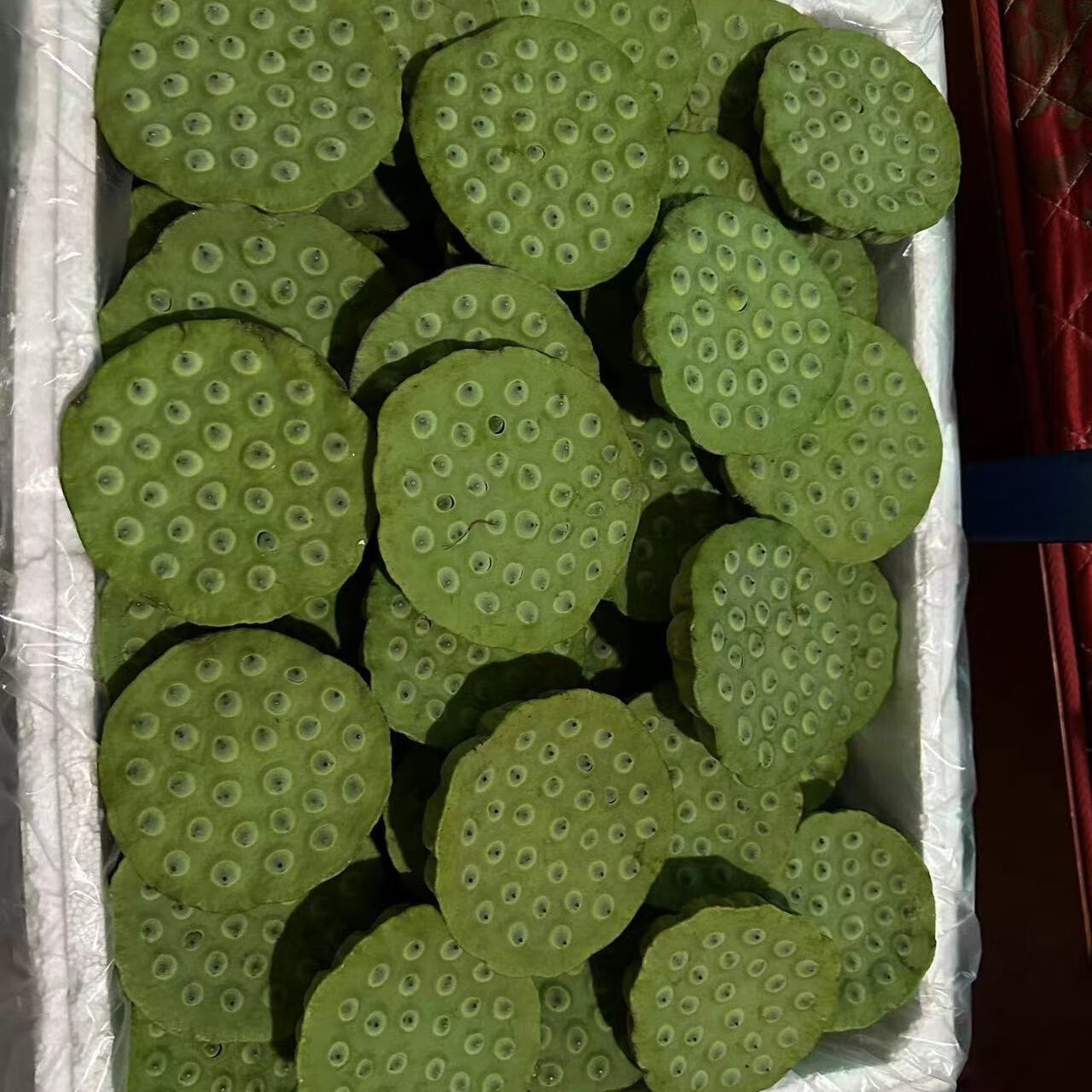 现摘莲蓬新鲜莲子 鲜莲蓬3斤 嫩莲子生吃水果农家莲水果莲子 4斤[新鲜