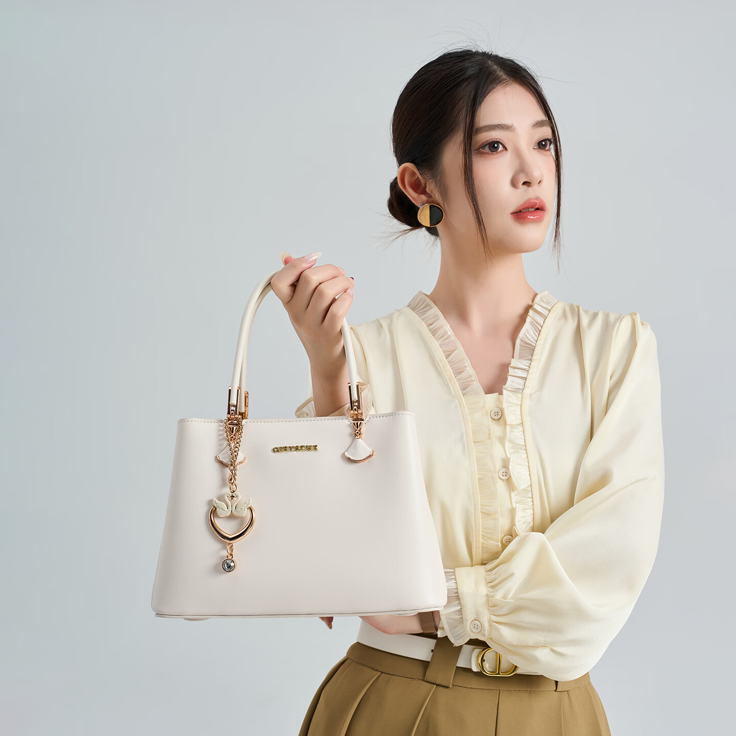 纪诗哲(GIEVSZHE)轻奢女包2026新款包包斜挎包单肩手提包三八女神妇女节礼物送老婆 米白色