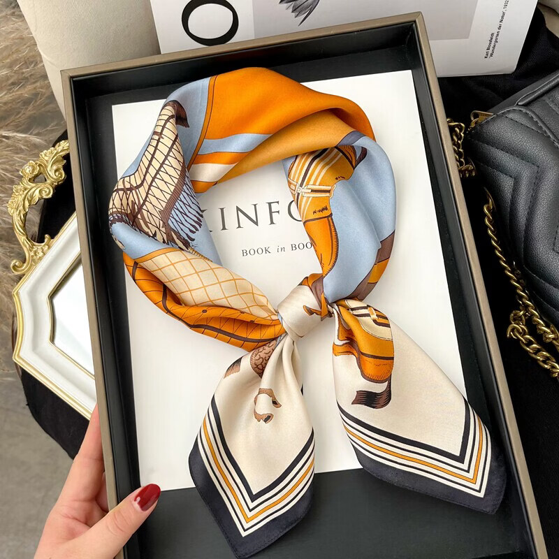 BGUG丝巾女桑蚕丝真丝70方巾围巾母亲节送女友老婆妈妈长辈生日礼物 横戈盘马 高级感&送妈妈送老婆实用高档 京东折扣/优惠券