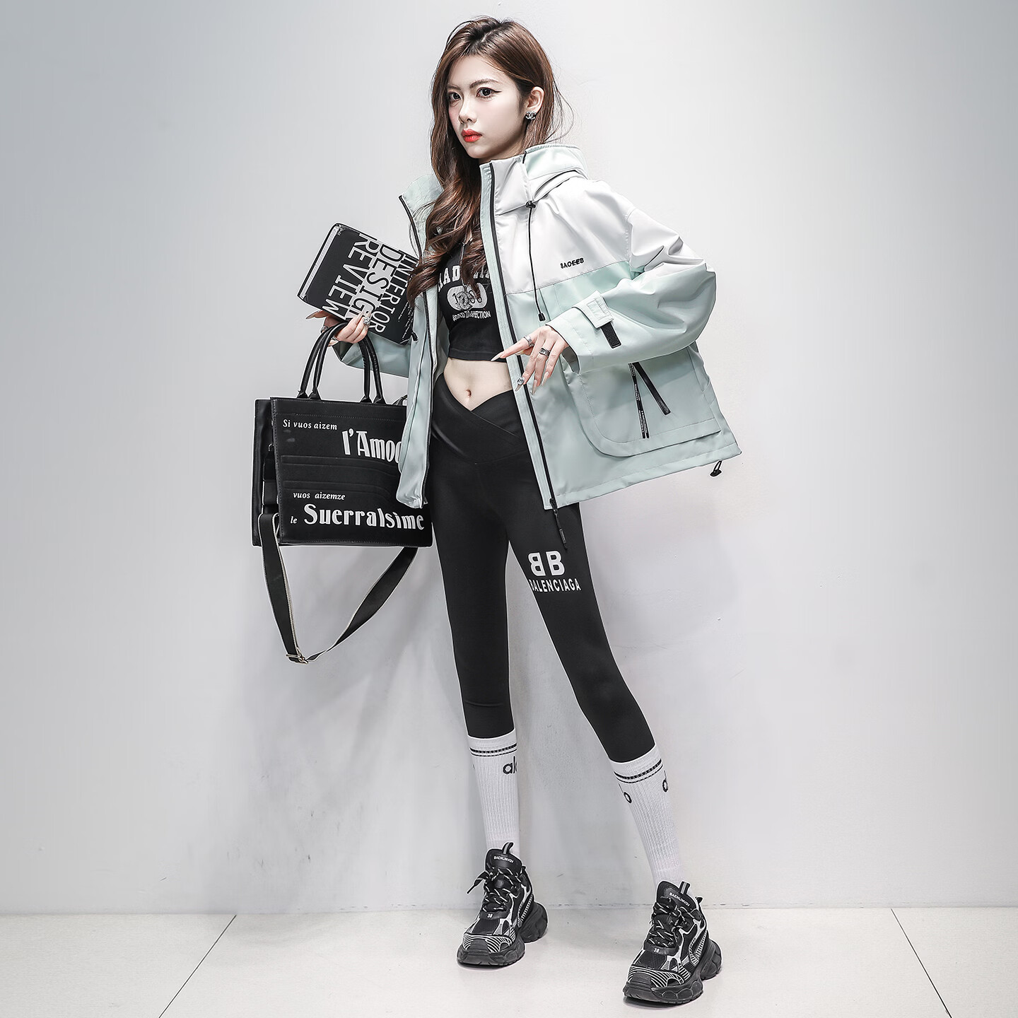 靓丽芭娜（LIANGLIBANA）女士外套女款2026最新款 拼接上衣小个子短外套宽松休闲百搭连帽 浅蓝色 薄款 L