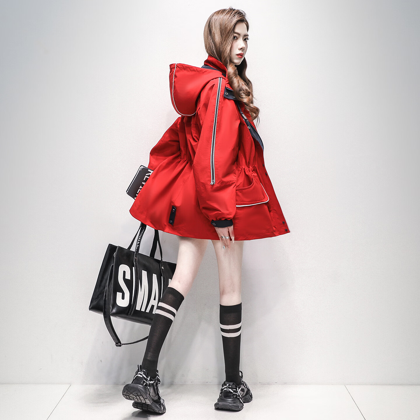 靓丽芭娜（LIANGLIBANA）连帽风衣女2026新款韩版宽松小个子短款上衣休闲户外百搭外套女 米灰 薄款 L