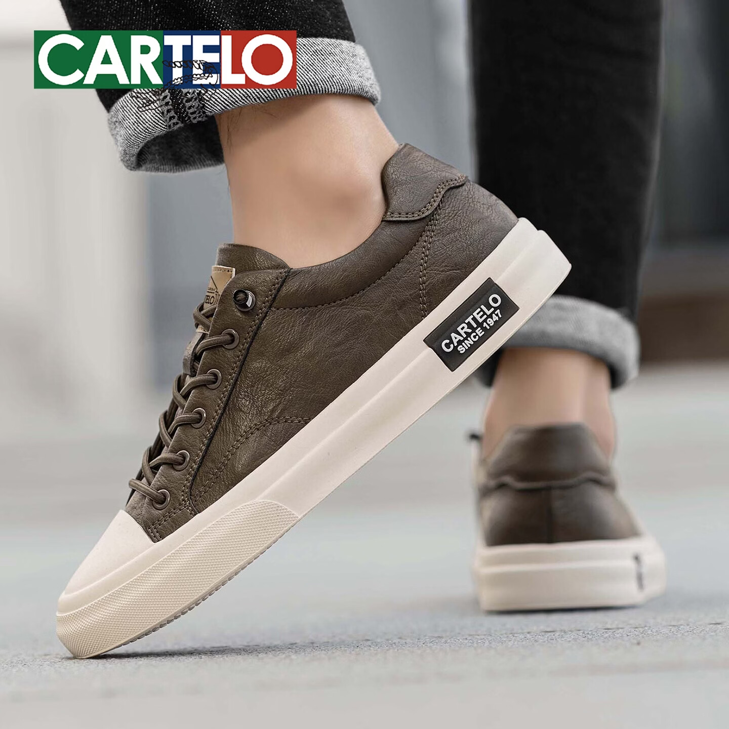 卡帝乐鳄鱼（CARTELO）板鞋男透气休闲鞋防滑百搭男鞋一脚蹬运动鞋套脚户外软底韩版潮鞋 椰壳棕 44 (270mm) 标准运动鞋尺码