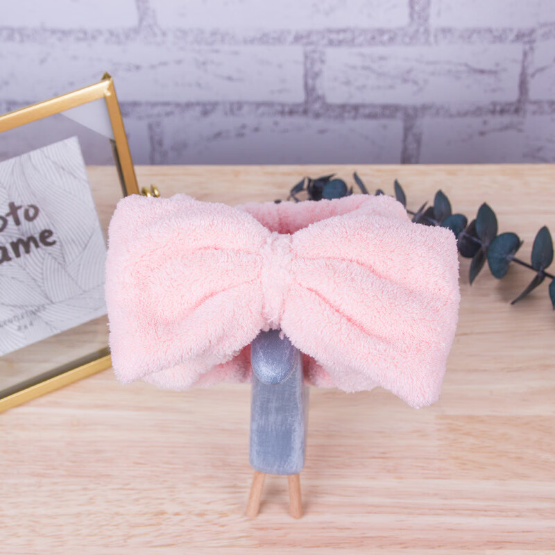 ��ɭɺ�����ٸ���ˮ����Ůʿ������ɷ���ŷ����ϸ��ά��ױ������ ��ɫ 34cm*10cm 6Ԫ