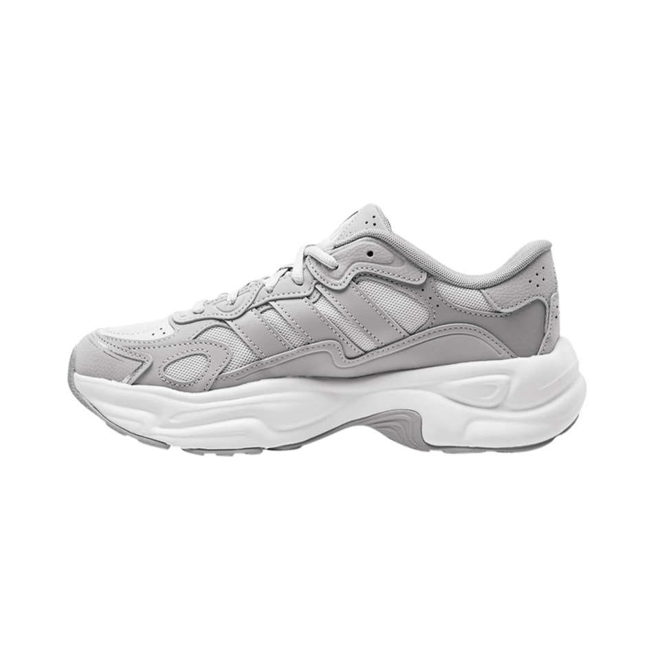 ���ڲ��������ϴ�˹��adidas����Ь����Ь���ʱ����ĥ�����˶�Ь KI1503 40.5    329Ԫ