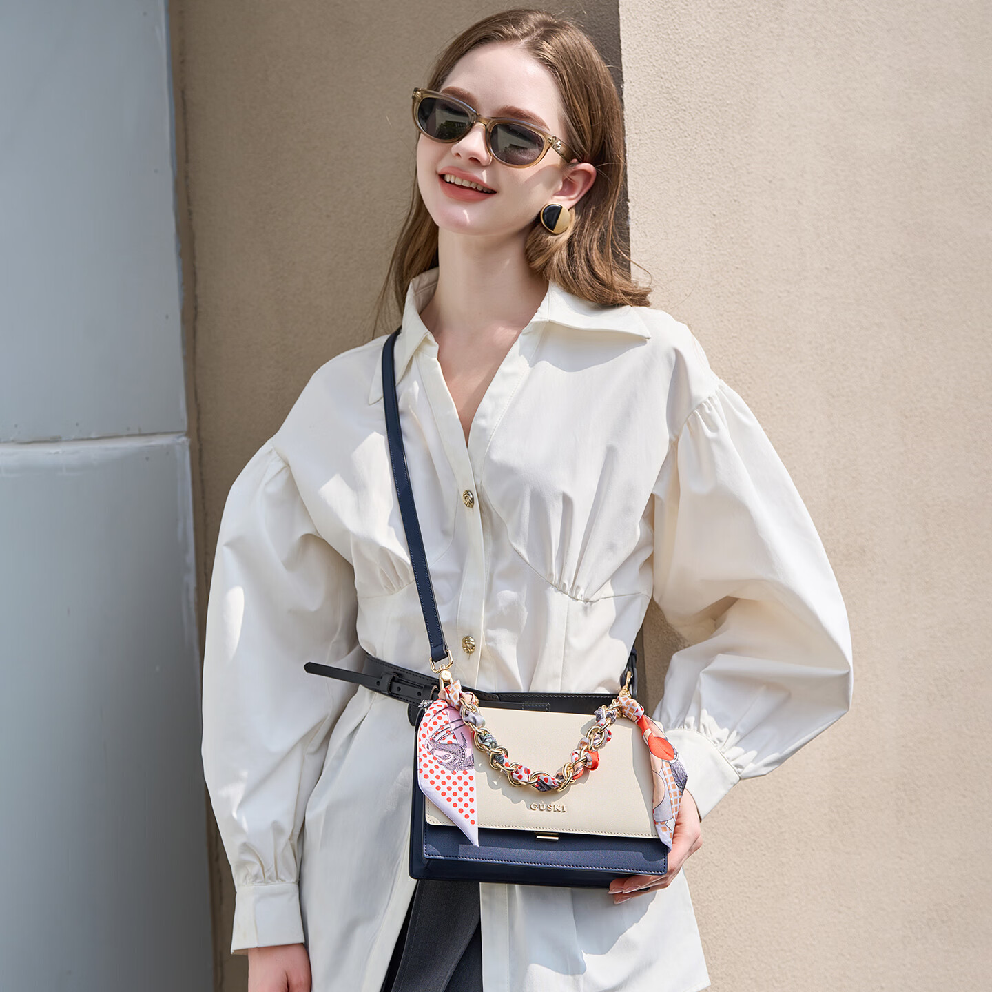 GUSKI法国奢侈品牌链条包撞色单肩手提丝巾牛皮斜挎包包生日情人节礼物 Off-white米白色 送女友送老婆送妈妈