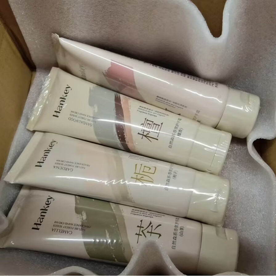 韩纪自然森系檀香男女护手霜80g防干裂玫瑰栀子山茶保湿滋润护手霜 香味随机80g1瓶