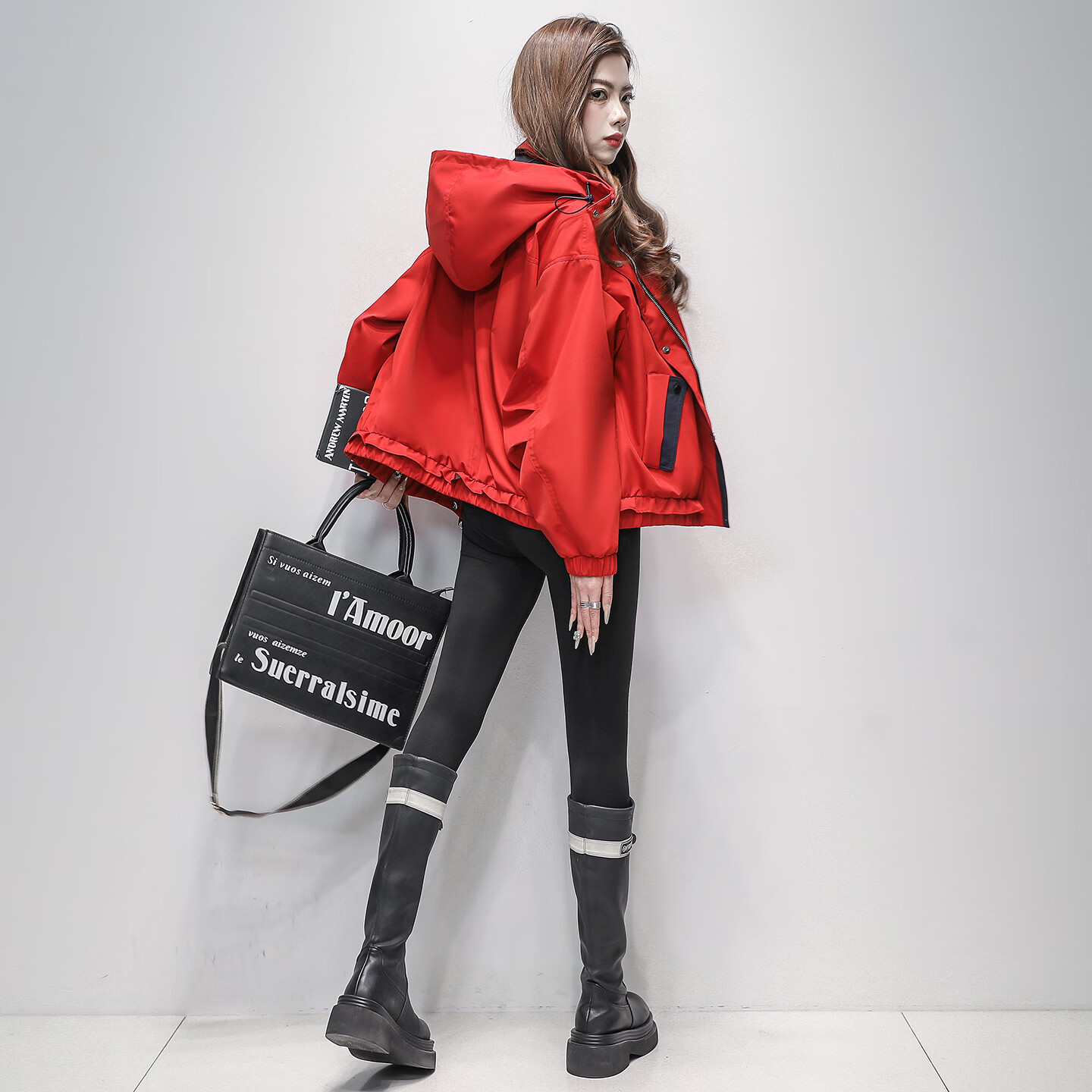 靓丽芭娜（LIANGLIBANA）2026春季新款小个子短款外套女连帽夹克韩版宽松休闲红色风衣外套 红色 薄款 L