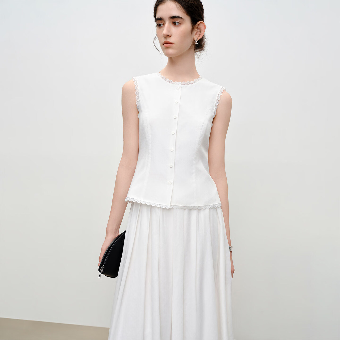 自巧【悦己小白裙】小个子蕾丝花边无袖衬衫套装裙女2026夏季新款 雅白色无袖衬衫 XXS （尺码：1）