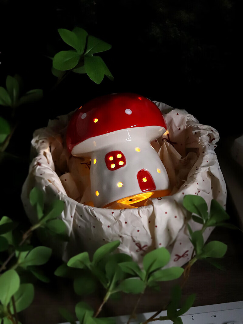 陶瓷蘑菇小夜灯闺蜜生日礼物女生氛围感可爱儿童女孩卧室宿舍床头 红色蘑菇【礼物纸包装】