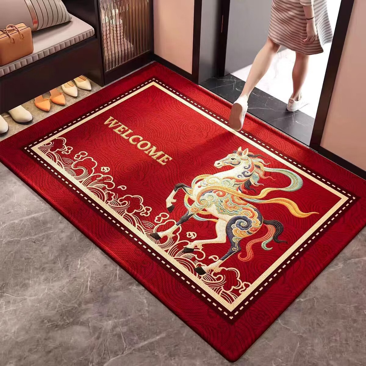 高品质红色2026新款入户门地垫进门玄关脚垫马年喜庆防滑地垫客厅 红锦跃马-欢迎 50*80cm