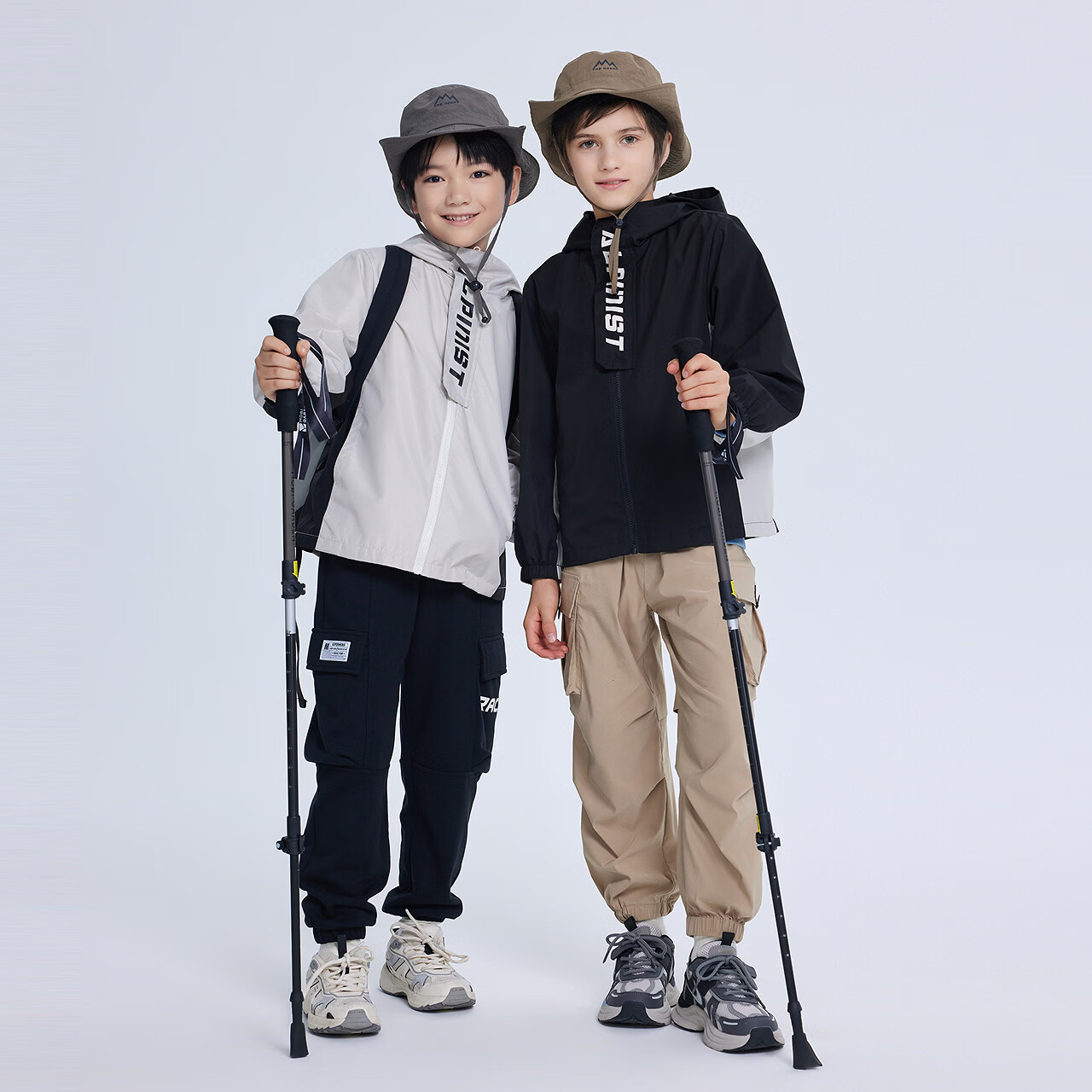 莫莫（Moomoo）美特斯邦威童装moomoo男童外套春新款感帅气拼接连帽潮流上衣 影黑色 130 /64