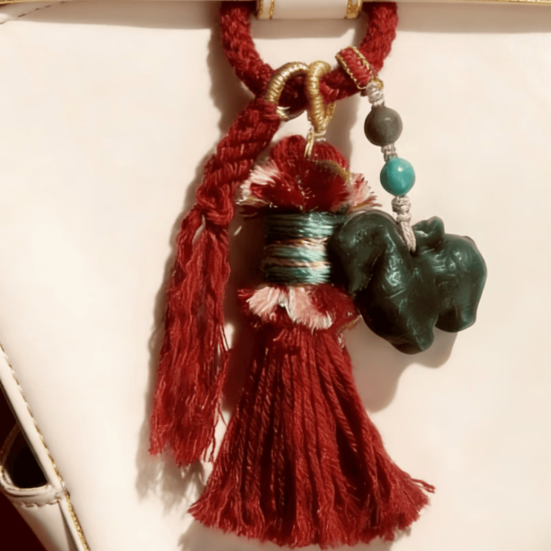 本命年田玉挂件小马红绳礼物包挂车挂 红色流苏小马包挂车挂