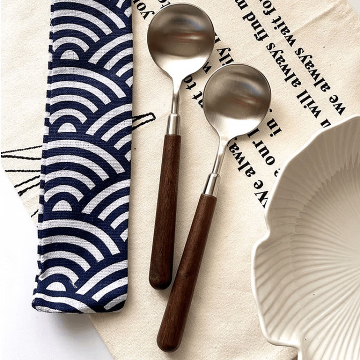ins高颜值不锈钢勺子胡桃色仿木纹柄家用西餐勺子长柄 四只