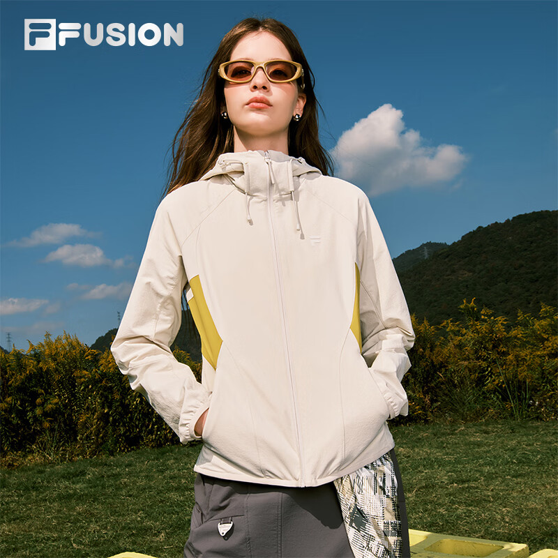 FILA FUSION斐乐官方潮牌新机绿套装梭织外套女26春新款拼色修身连帽上衣