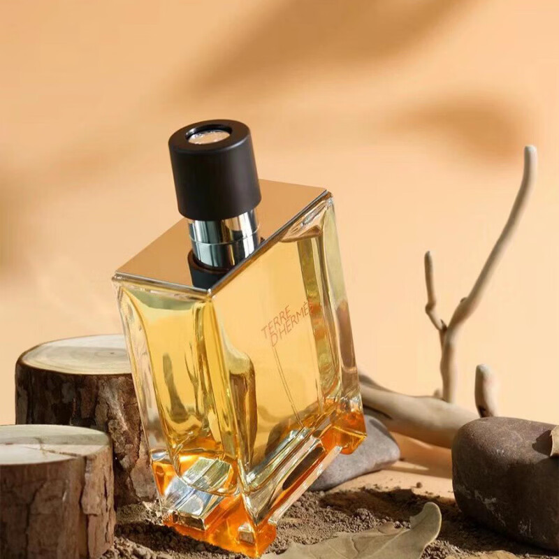 HERM'S爱马仕HERMES大地淡香水男士香水中性木质香新年生日礼物送男友 爱马仕大地淡香【礼盒款】 50ml