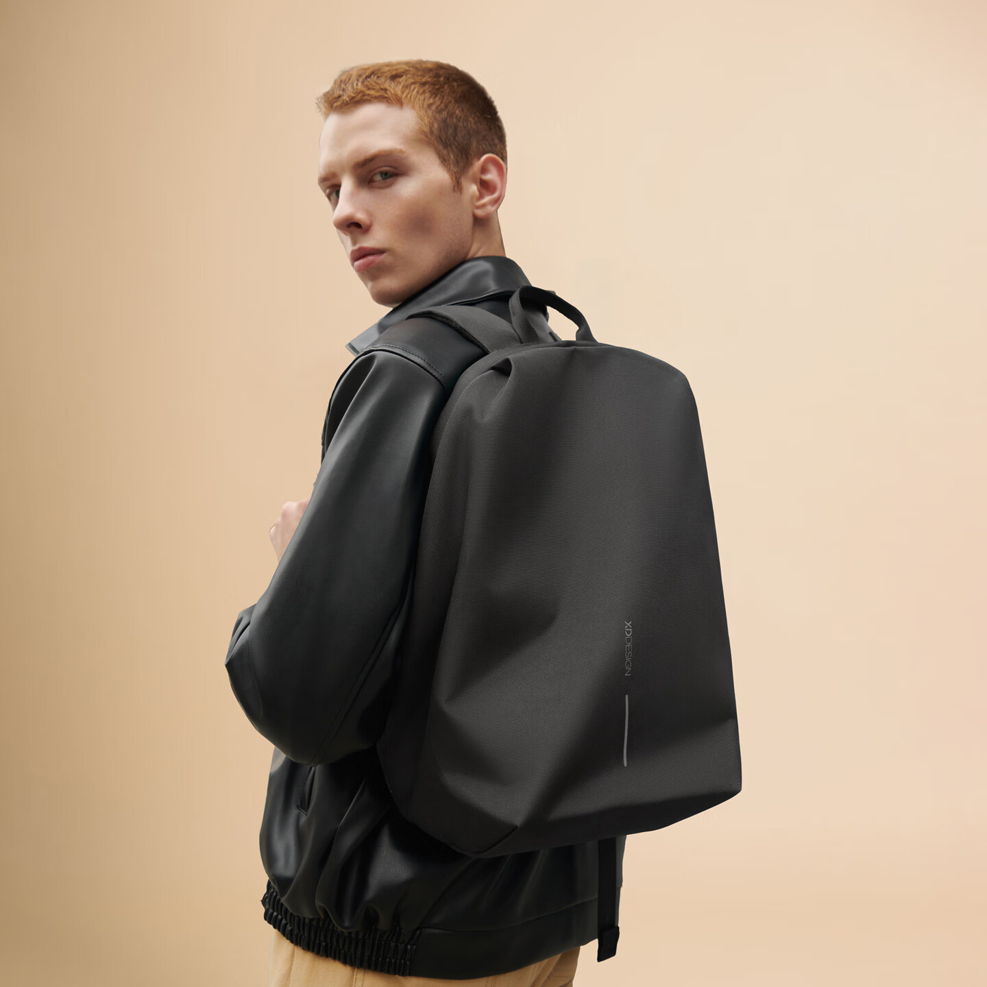 XDDESIGN爱思迪双肩包男女防盗背包通勤15.6英寸笔记本电脑包旅行包休闲包 黑色 XDDESIGN爱思迪双肩包男女防盗背包通勤15.6英寸笔记本电脑包旅行包休闲包 黑色