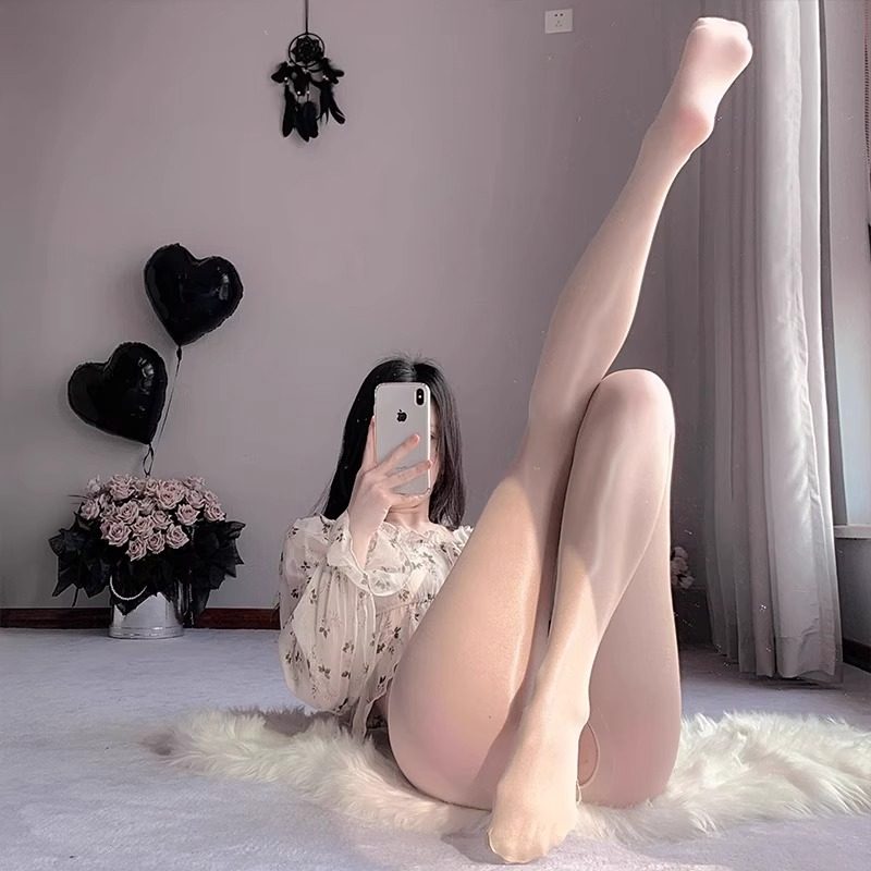 通用情趣油光黑丝袜性感显瘦薄款袜开档免脱连体床上调情诱惑 【开档可入】黑色油光袜 均码