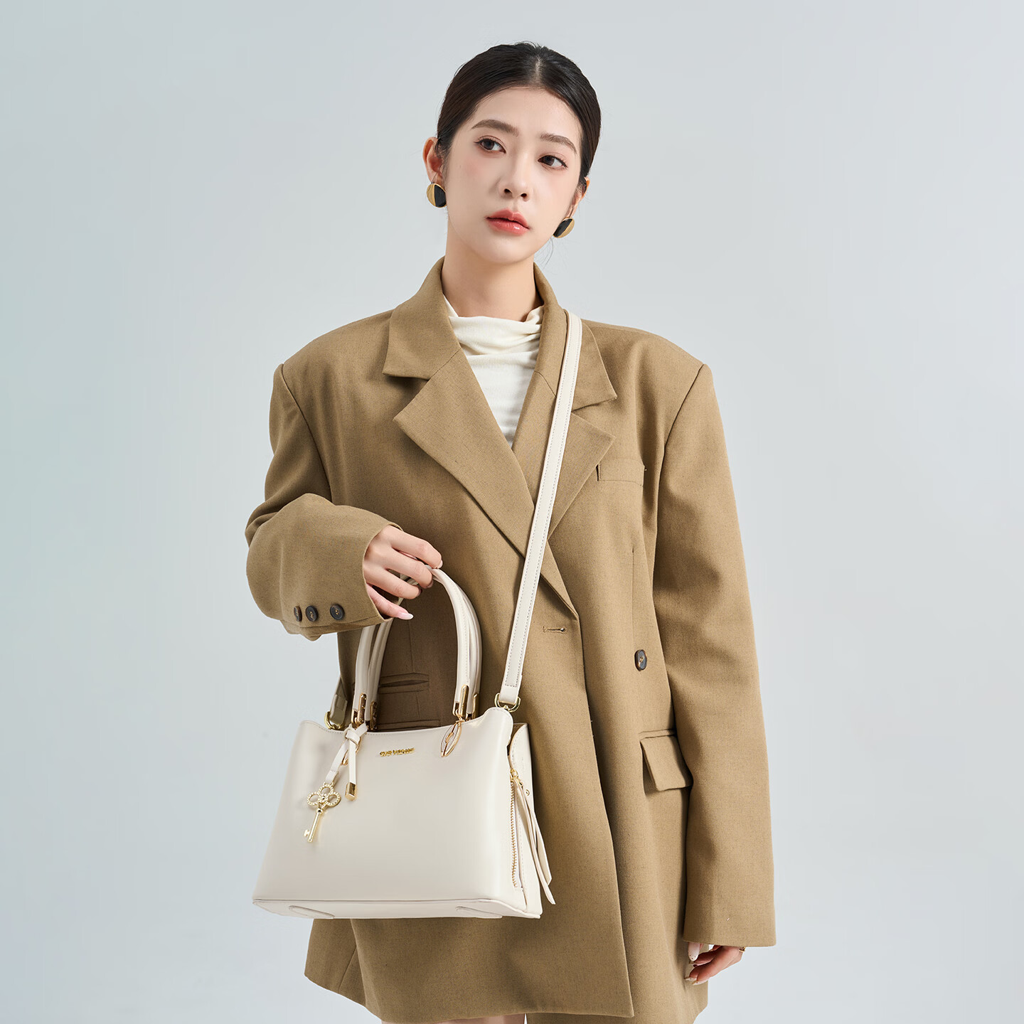 纪诗哲(GIEVSZHE)轻奢女包2026新款包包斜挎包单肩手提包三八女神妇女节礼物送老婆 米白色