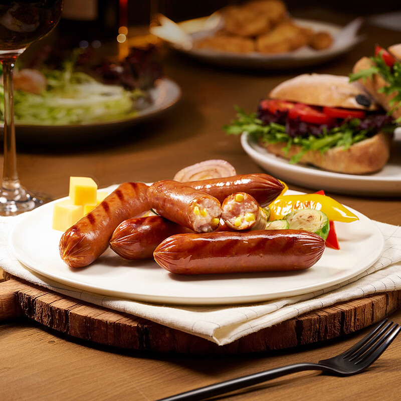 荷美尔（Hormel）加州火腿片150g*3包早餐三明治沙拉随意火腿德式香肠一口香鸡肉肠 【顺丰冷运】车达芝士肠180g*3包（效期至26.4）