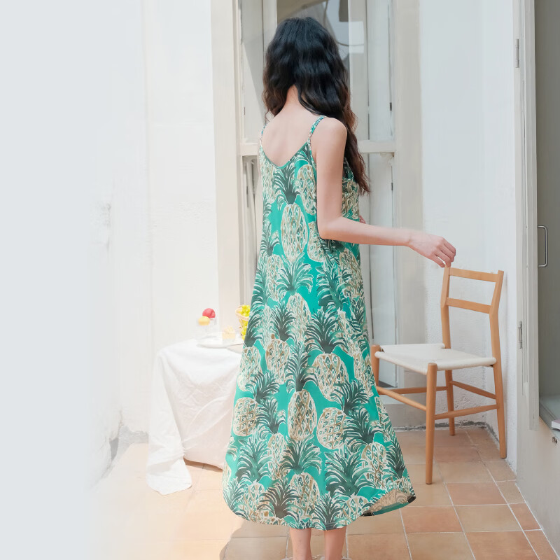 芬腾吊带睡裙夏季薄款女款带胸垫一体式可外穿大码宽松连衣裙中长款 FJ26921797绿色 L 建议：110-125斤