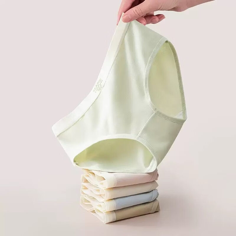 黛安芬（Triumph）新款7A全棉女士内裤无痕字母中腰柔软舒适透气纯棉少女三角裤 绿色 肤色【装】 2条 L 【85-115斤】