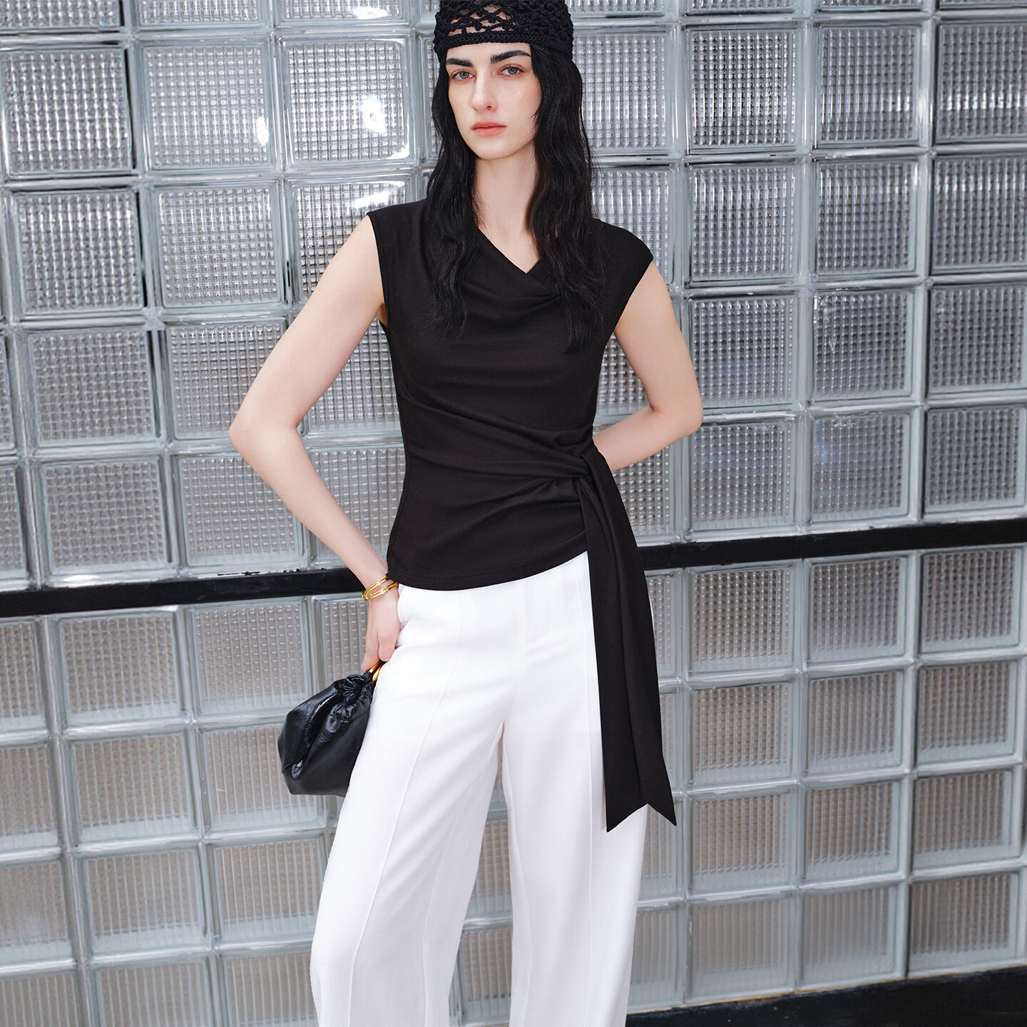 自巧5A抑菌料 小个子设计感荡领针织t恤女2026夏季新款无袖上衣 谧黑色 S （尺码：3）