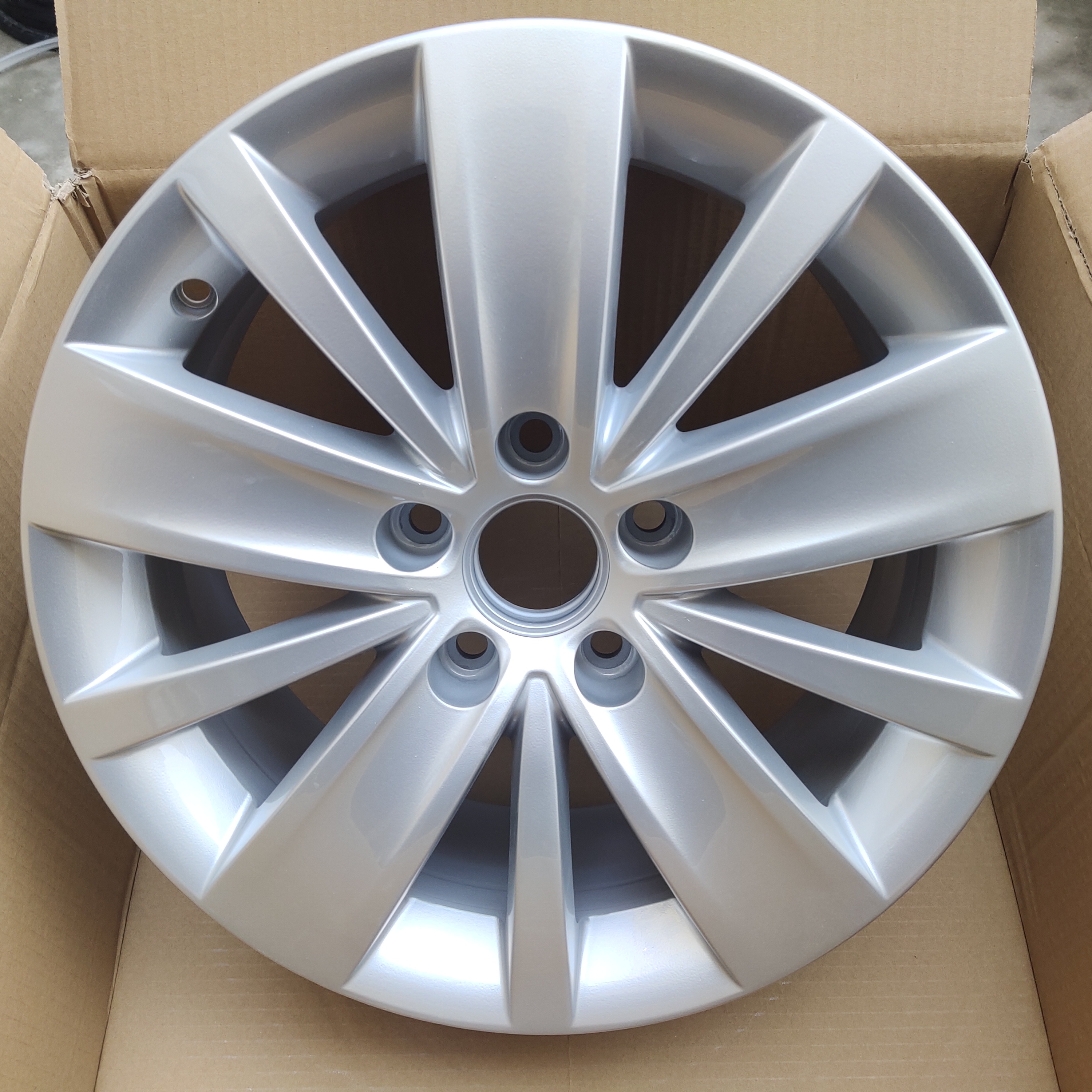 映棠适用于 大众轮毂速腾迈腾辉腾甲壳虫夏朗16 17 18 19寸 夏朗16寸