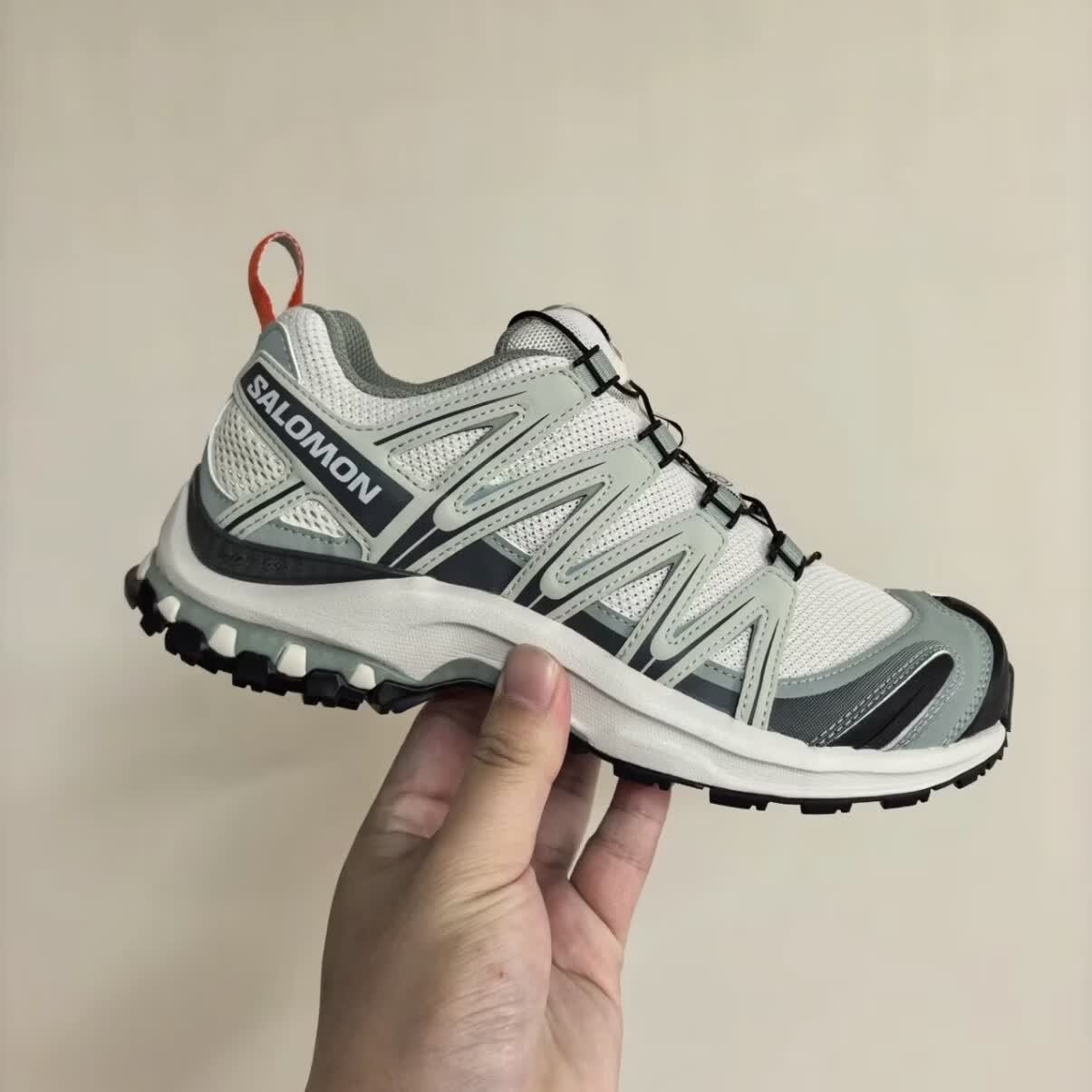 萨洛蒙（Salomon）XA PRO 3D 男女同款户外登山徒步鞋 防滑耐磨透气通勤休闲运动鞋 浅冰绿/清绿色 41