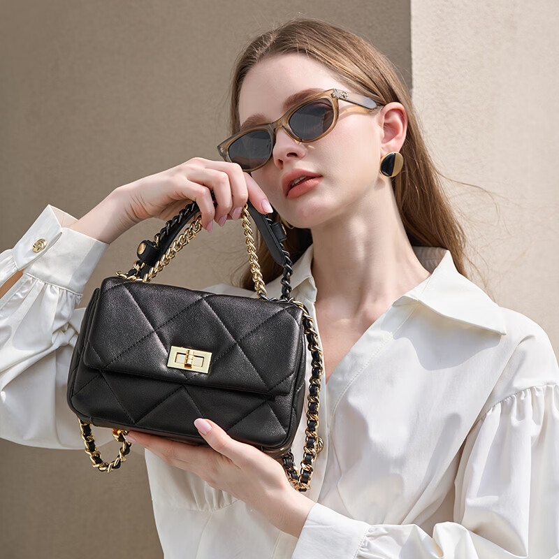 GUSKI法国奢侈品牌女包方包手提菱格包腋下单肩斜挎包生日情人节礼物 Black【黑色】 送女友送老婆送妈妈