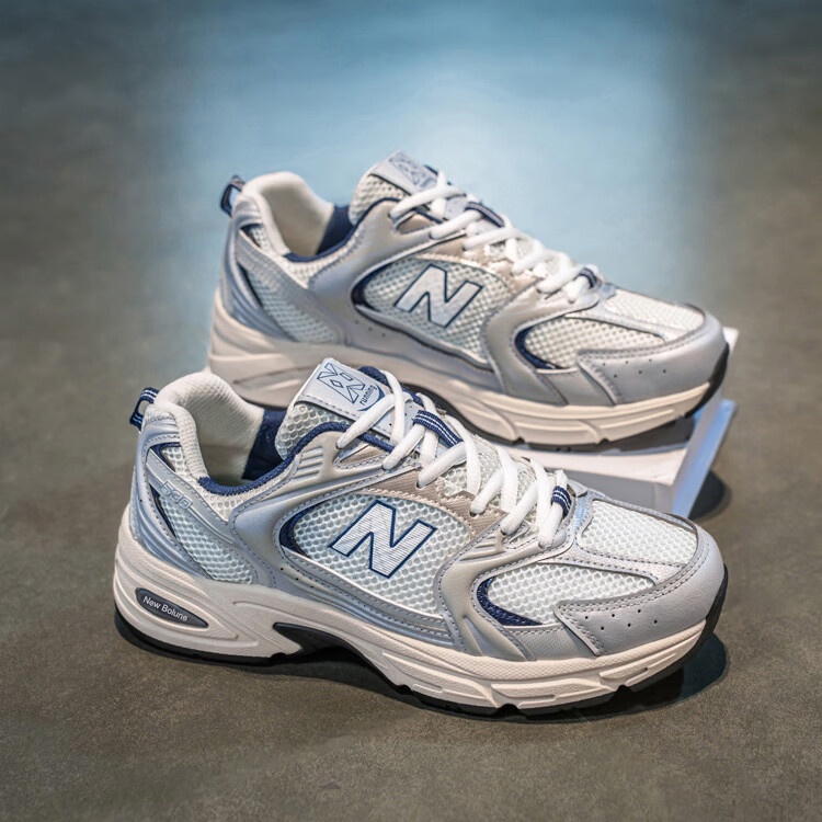 新百伦530运动鞋女2026新款夏季男款男士鞋子百搭网面白色男 白银 36